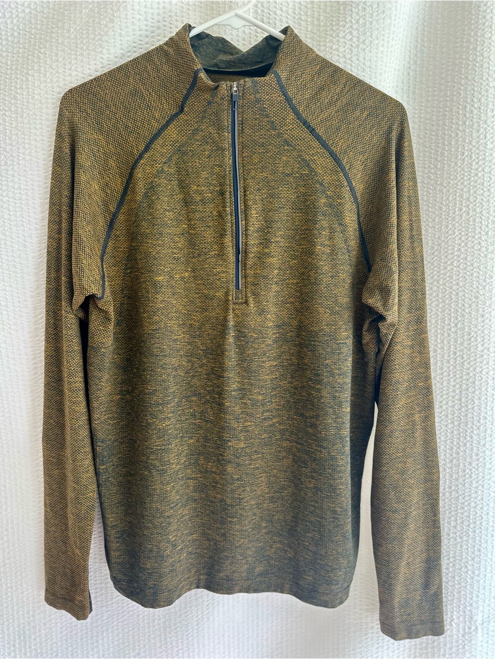 LULULEMON Metal Vent Tech 1/2 Zip 2.0 Fools Gold True Navy Men’s Medium Pullover